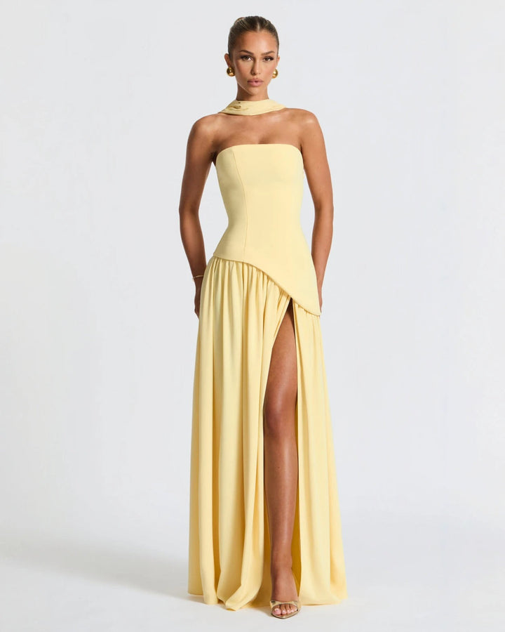 Alessia • Vestido Maxi Escote Strapless con Abertura